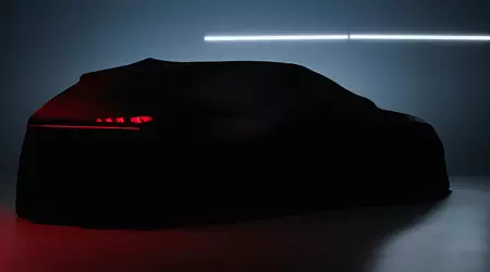 Prima una station wagon, poi una berlina: la nuova Audi A6 Avant svelata in un teaser ufficiale prima del suo debutto il 4 marzo
