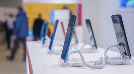 La Cina ha drasticamente ridotto la fornitura di smartphone alla Russia e ha quasi interrotto la fornitura di apparecchiature per le telecomunicazioni