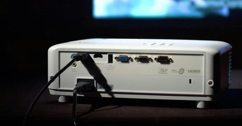 Proiettore ViewSonic PX701HDH sotto i 600 euro