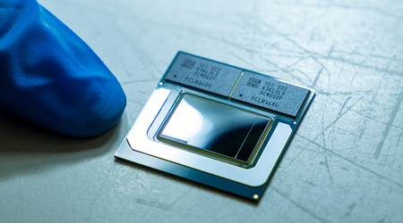 Intel ha seguito la strada di Apple e ha rivelato un processore di generazione Meteor Lake con 16 GB di RAM LPDDR5X-7500 di proprietà di Samsung.