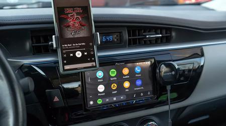 Motorola MA1 in vendita su Amazon a 69 dollari: un dispositivo che consente di utilizzare Android Auto in modalità wireless in auto