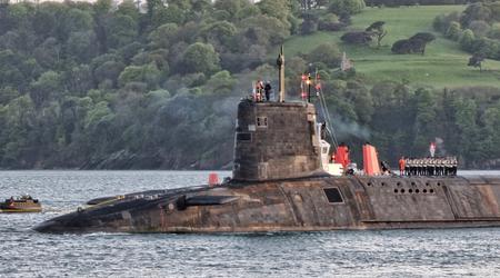 Il Regno Unito inizierà a demolire 20 sottomarini nucleari obsoleti già nel 2026