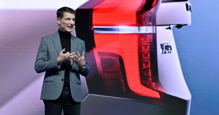 Thomas Ingenlath ritorna come capo designer ...