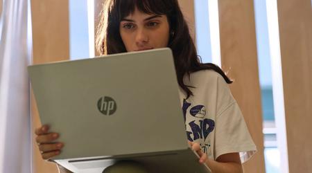 HP ha svelato l'OmniBook 5, una linea di laptop compatti e potenti ottimizzati per applicazioni di intelligenza artificiale
