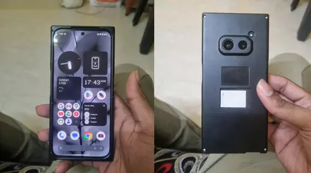 Il Nothing Phone (2a) è apparso in foto con un display piatto e una doppia fotocamera