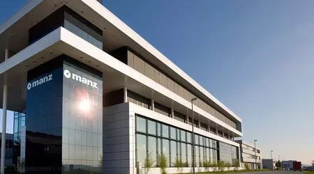 Tesla salva la società di ingegneria tedesca Manz dal fallimento