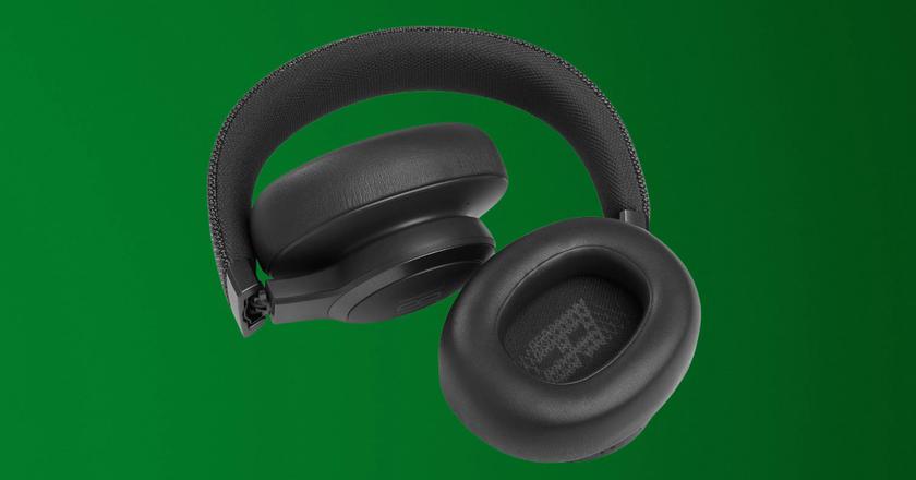 JBL Live 660NC cuffie per terza età