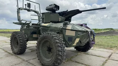 Le forze di difesa ucraine stanno testando il robot senza pilota Ironclad, dotato di termocamera e torretta da combattimento ShaBla M2, in condizioni di combattimento reali.