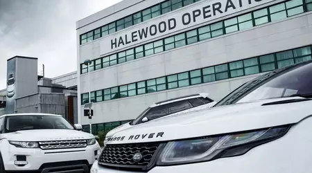 L’attacco informatico ha fermato la produzione di Jaguar Land Rover: gli stabilimenti rimarranno inattivi fino a martedì