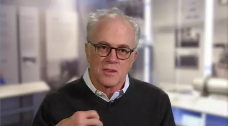 Il co-creatore di PowerPoint Dennis Austin muore all'età di 76 anni