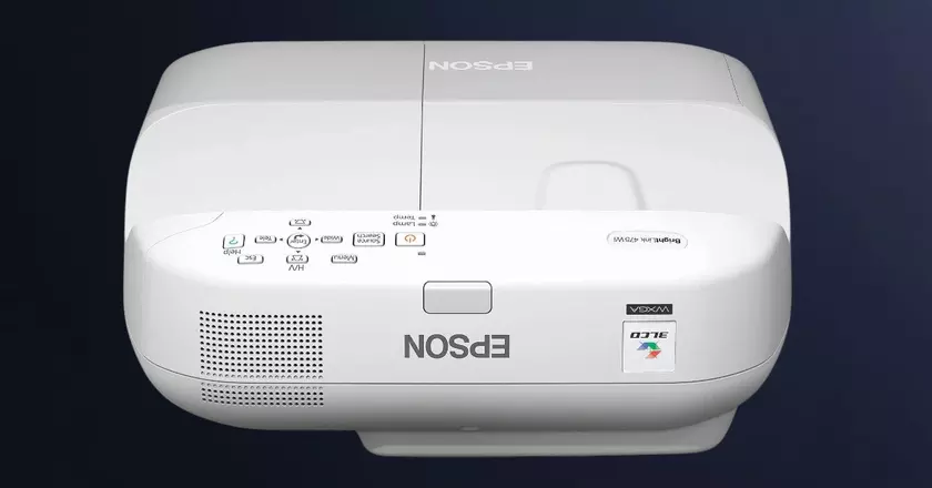 Proiettore interattivo Epson BrightLink 475Wi a focale corta