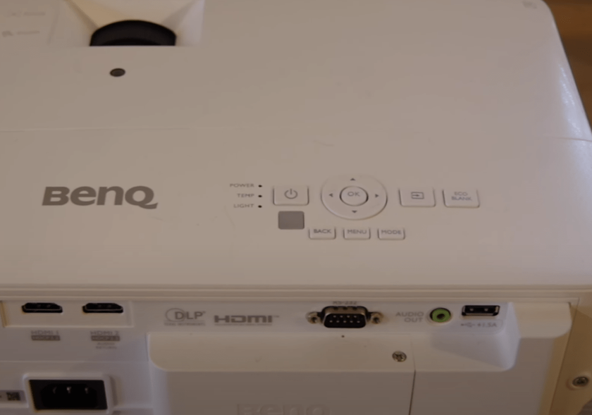 Il miglior proiettore BenQ TK700STi