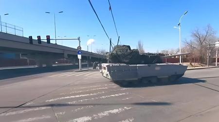Un carro armato finora sconosciuto è stato avvistato in Cina