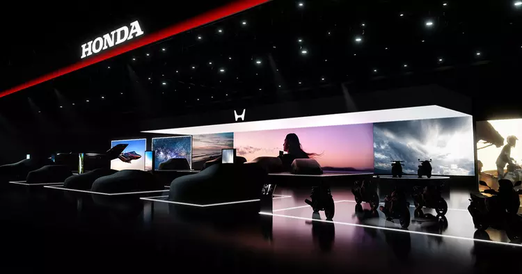 Auto, motociclette e aeroplano: Honda annuncia ...