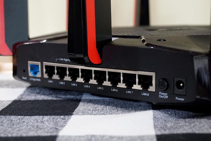 TP-Link Archer AX11000 router gaming prestazioni