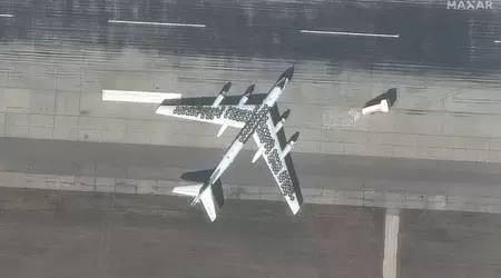 La Russia copre gli aerei militari con pneumatici per confondere i missili ucraini