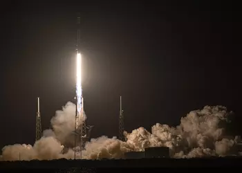 1 booster - 16 lanci: SpaceX ...