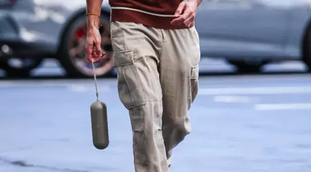 Il pilota di Formula Uno Daniel Ricardo sta già utilizzando il nuovo altoparlante wireless Beats Pill