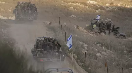 Israele colpisce depositi di munizioni in Siria e potrebbe trattarsi di una base militare russa