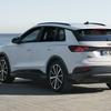 Audi Q4 40 e-tron in movimento