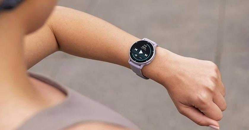 GARMIN VIVOACTIVE 5 miglior activity tracker senza telefono
