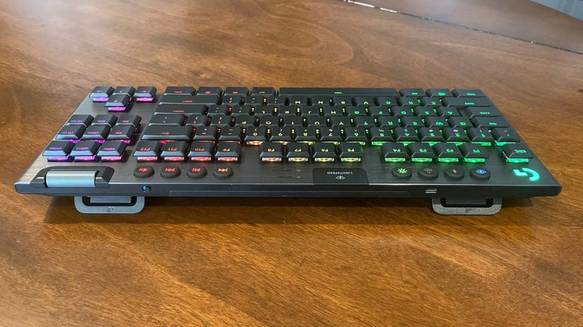 Logitech G915 TKL tastiera meccanica ammortizzata