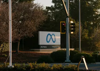 La Commissione europea ha multato Meta ...