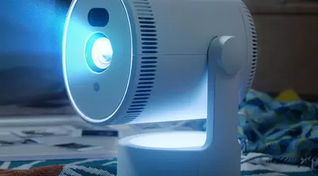 LG annuncia un proiettore 4K compatto da 1700 dollari in grado di proiettare immagini fino a 120" di diagonale