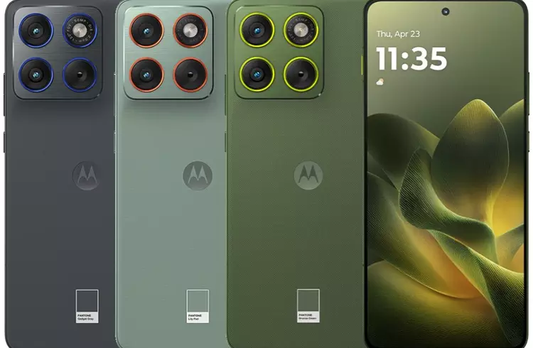 Motorola ha presentato lo smartphone ultra-sottile ...