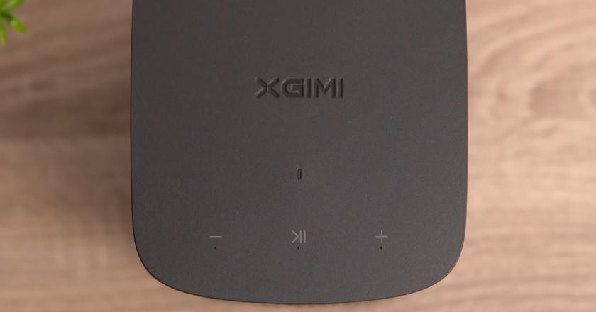 Proiettore portatile per viaggi XGIMI Halo+