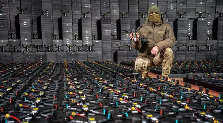 Il Regno Unito fornirà 100.000 droni all'Ucraina: la produzione aumenterà dieci volte