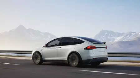 Tesla chiede ai residenti del Texas di non caricare le auto elettriche e i minatori hanno dovuto chiudere le fattorie, tutto a causa del calore anomalo