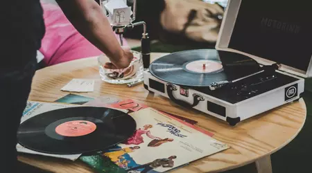 I dischi in vinile superano i CD per il secondo anno consecutivo