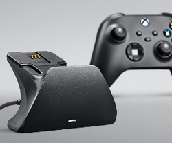 Razer Supporto universale di ricarica rapida per Xbox Serie X|S