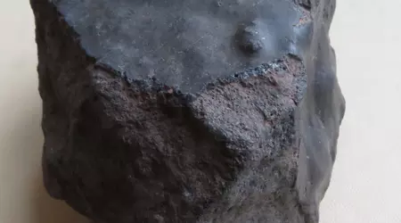 Gli scienziati hanno trovato il primo meteorite di origine terrestre: ha lasciato la Terra ed è tornato migliaia di anni dopo