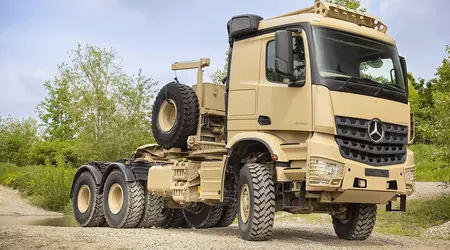 Mercedes-Benz presenterà il trattore militare Arocs 4042 AS 6x6 a IDEX 2025