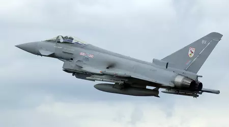 La Gran Bretagna potrebbe inviare in Ucraina i caccia Eurofighter Typhoon per il pattugliamento - The Times