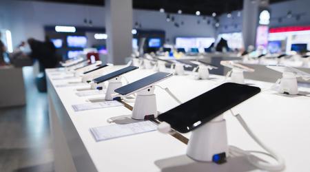 Niente Xiaomi: Omdia ha nominato gli smartphone più venduti del 2023