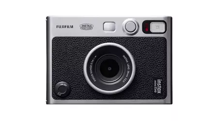 Fujifilm annuncia la Instax Mini Evo, fotocamera ibrida pellicola/digitale per 199,95 dollari
