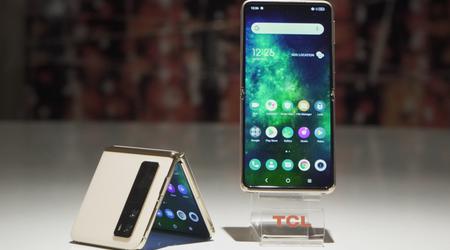 TCL Flex V è lo smartphone pieghevole più economico al mondo. Il prezzo parte da $ 600