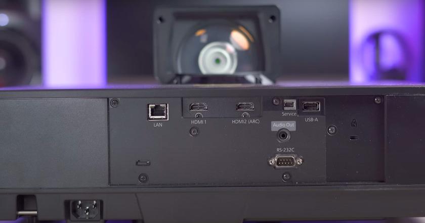 Epson EpiqVision Ultra LS500 è un buon videoproiettore da gioco