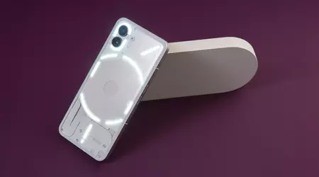 Nothing Phone (2) riceve l'open beta 1 di Nothing OS 3.0 basato su Android 15