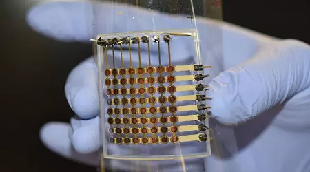 Gli scienziati hanno per la prima volta un display OLED flessibile stampato in 3D e resiste a 2000 cicli di piegatura