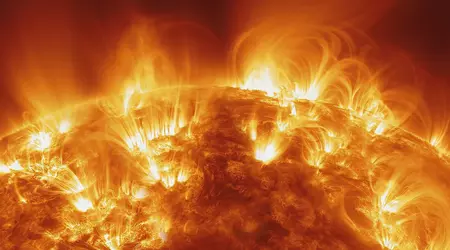 Una tempesta magnetica estrema ha colpito la Terra: potrebbero verificarsi interruzioni nelle comunicazioni, nella fornitura di energia e nel benessere delle persone