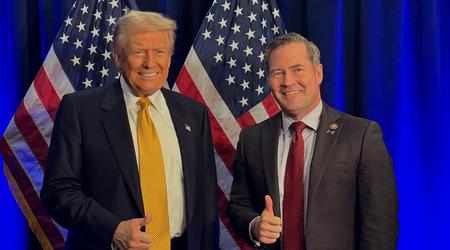 Il consigliere per la sicurezza nazionale di Trump ha usato Gmail personale per discutere di importanti questioni militari