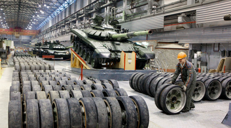 La Russia stanzierà 175,5 miliardi di dollari per le esigenze militari nel 2025