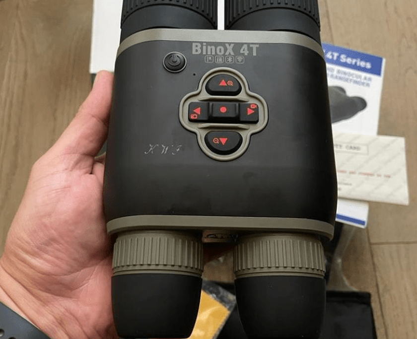 Binocolo ATN BinoX 4T Armor