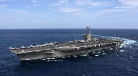Gli Houthi yemeniti affermano di aver condotto un attacco combinato contro la portaerei USS Harry S. Truman