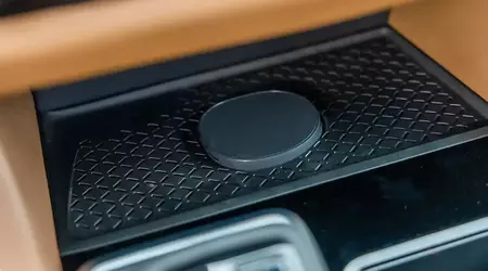 Magnete, 15W e raffreddamento: Nissan lancia la ricarica wireless Qi2 sui modelli statunitensi