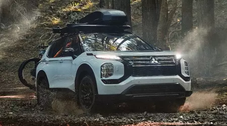 Mitsubishi Outlander Trail Edition: più decorazioni nere